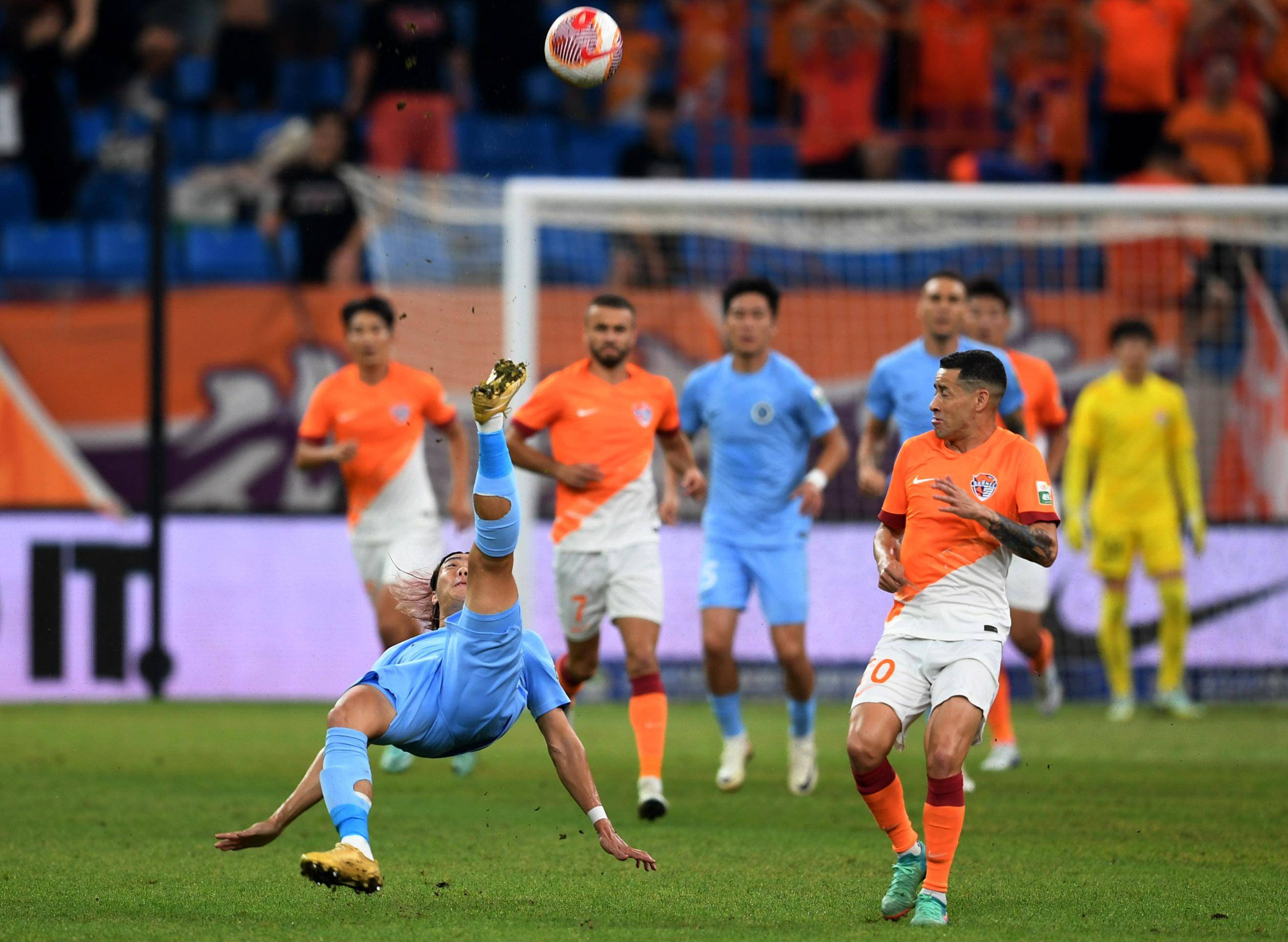 国足通过归 国足通过归