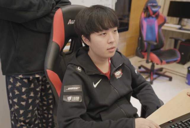 速的反击制 速的反击制