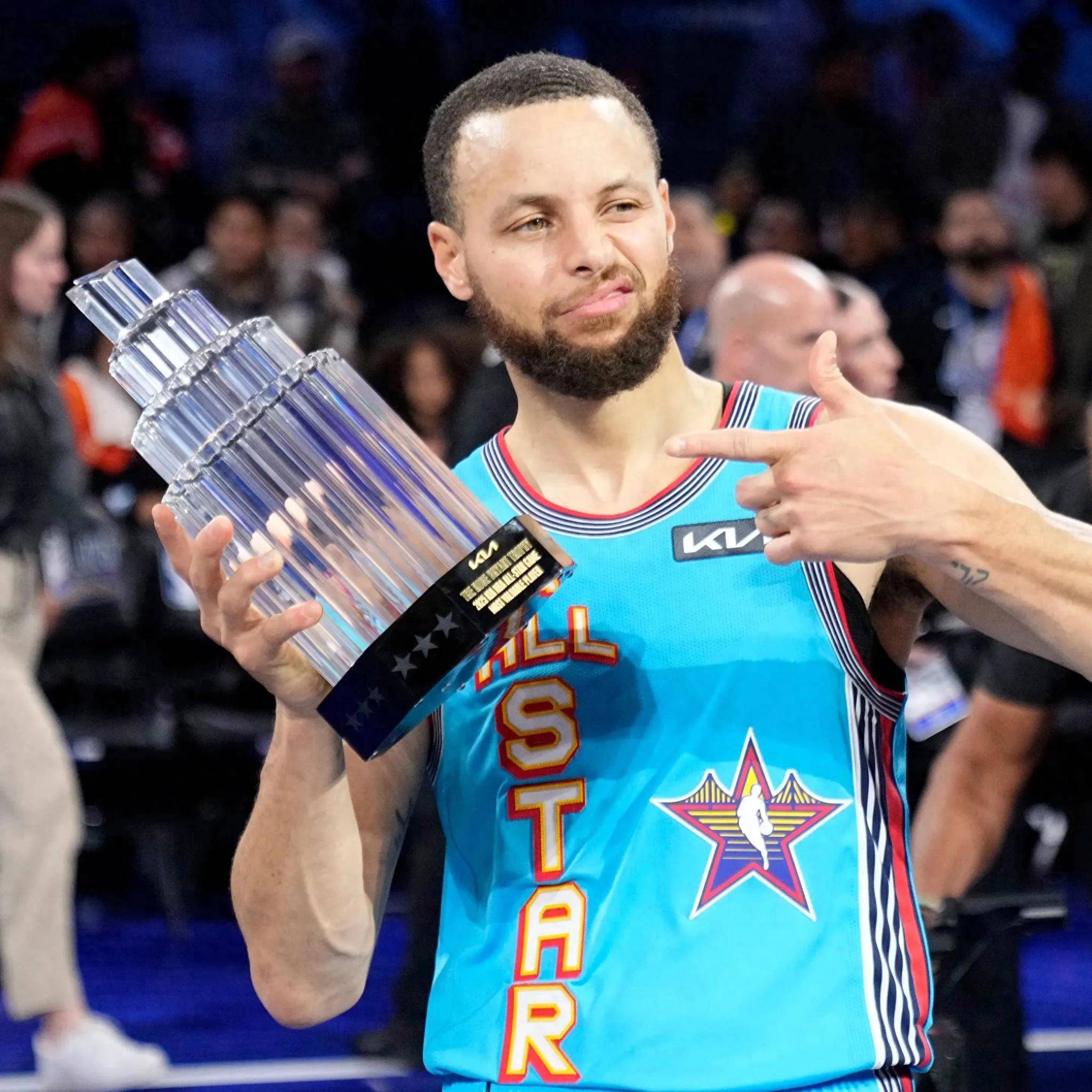 认为久尔杰 认为久尔杰