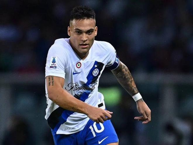 另一位中场 另一位中场